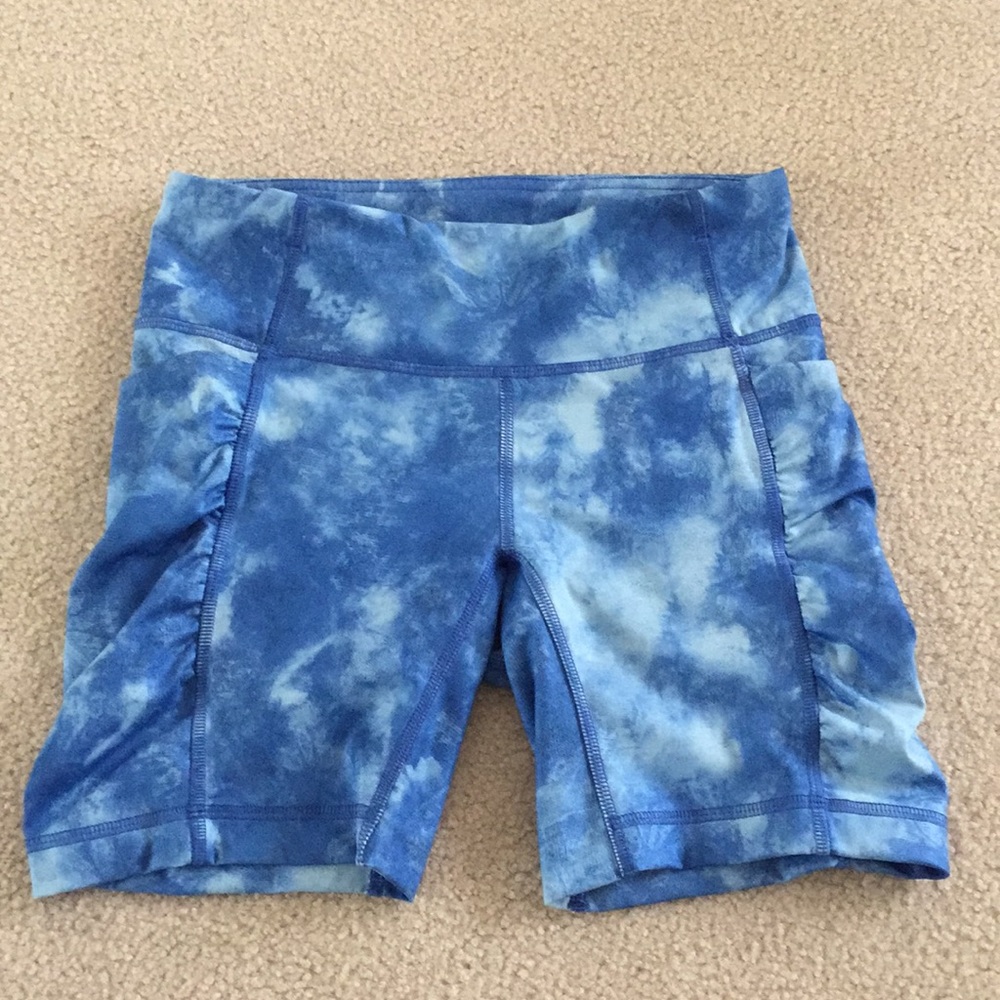 Lululemon Shorts Size 4